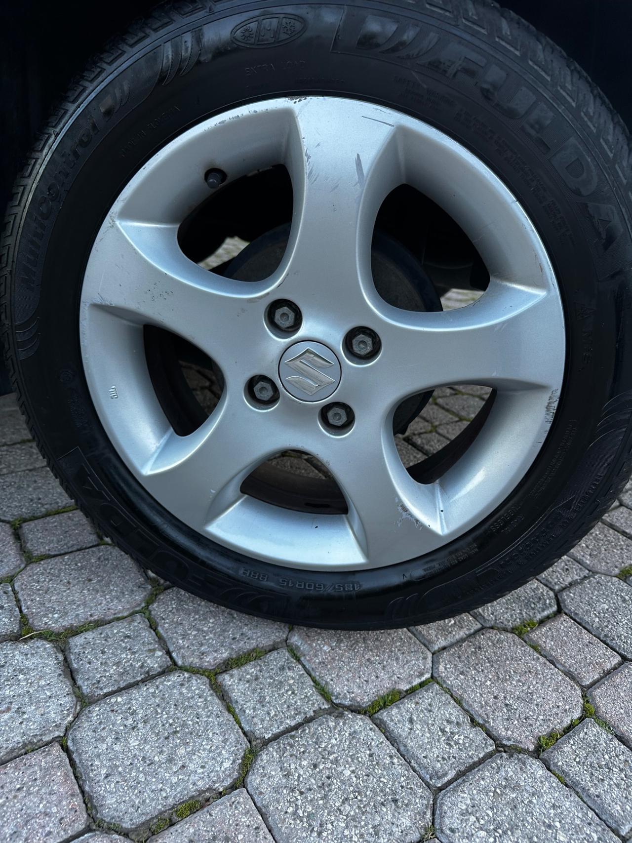 Suzuki Swift 1.3 DDiS 5p. GLX 103000 KM