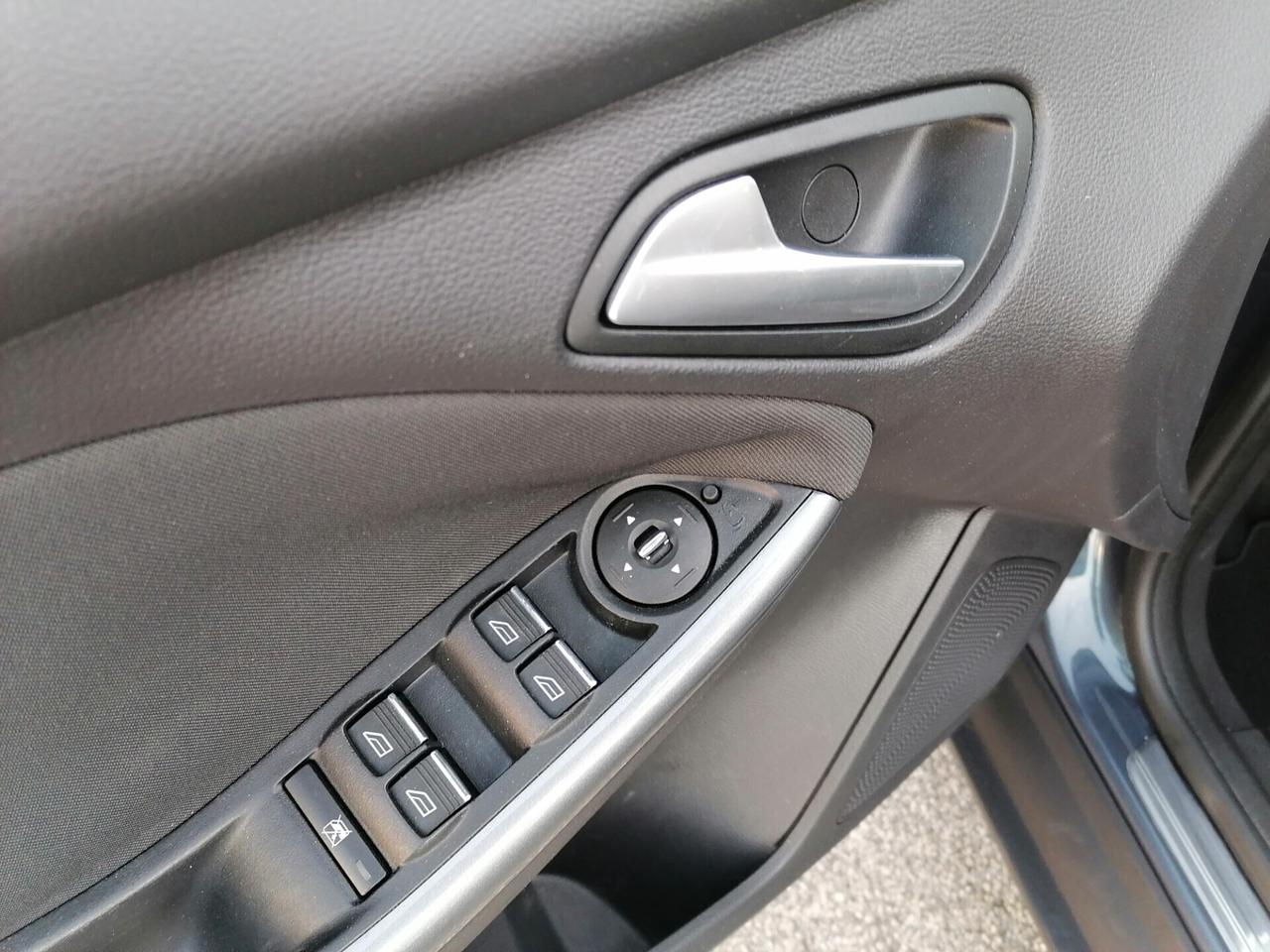 Ford Focus 1.6 TDCi 115 CV Titanium full optional