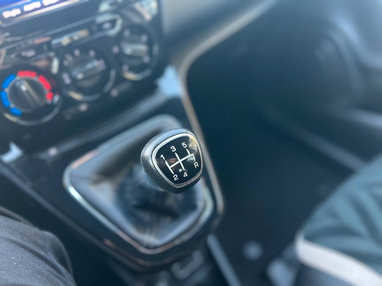 Lancia Ypsilon 1.2 69 CV 5 porte Platinum