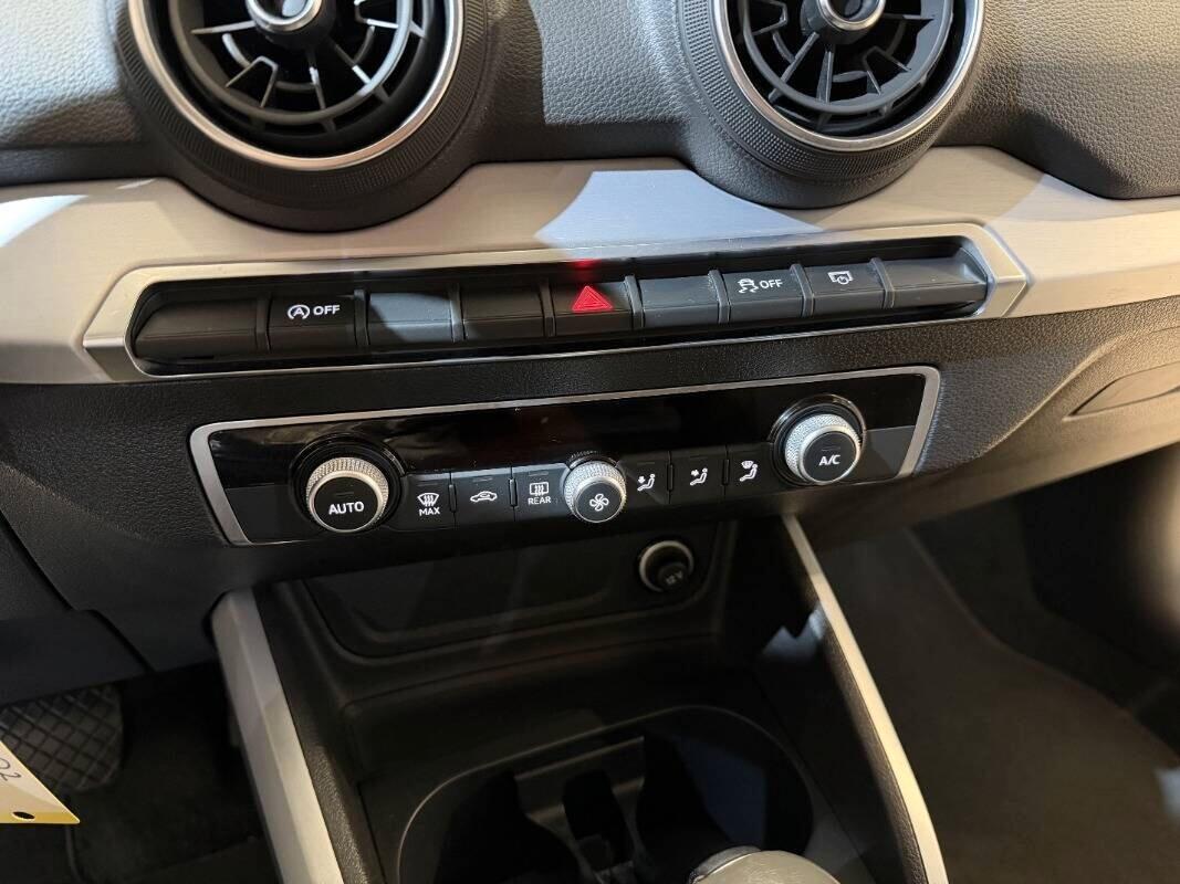 Audi Q2 30 TDI S tronic Business