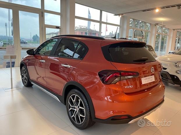 FIAT Tipo Hatchback My23 1.5 Hybrid130cv Dc N66648