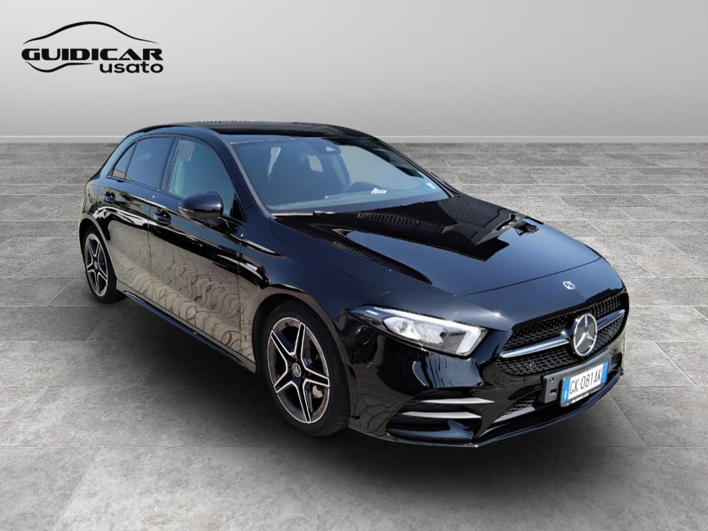 Mercedes-Benz Classe A - W177 2018 - A 180 d Premium Night edition auto