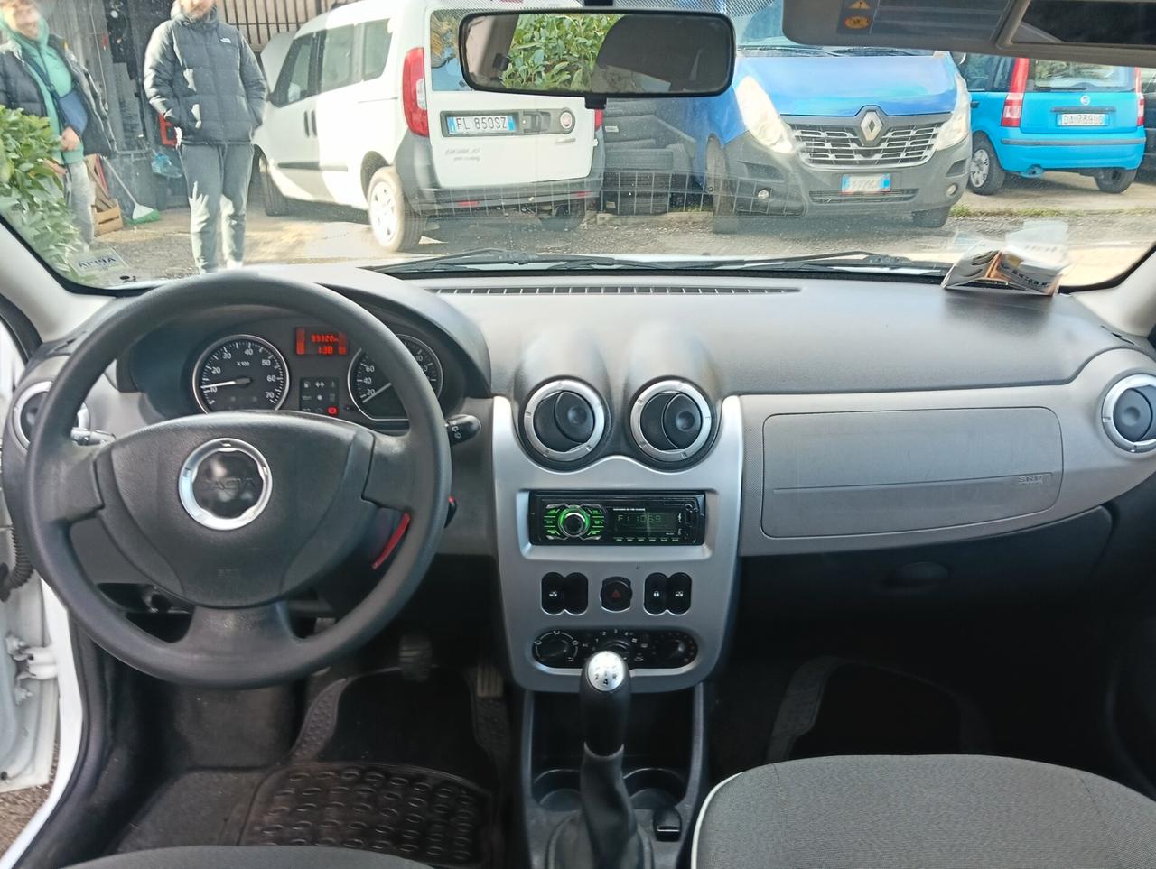 Dacia Sandero 1.2 16V Embleme