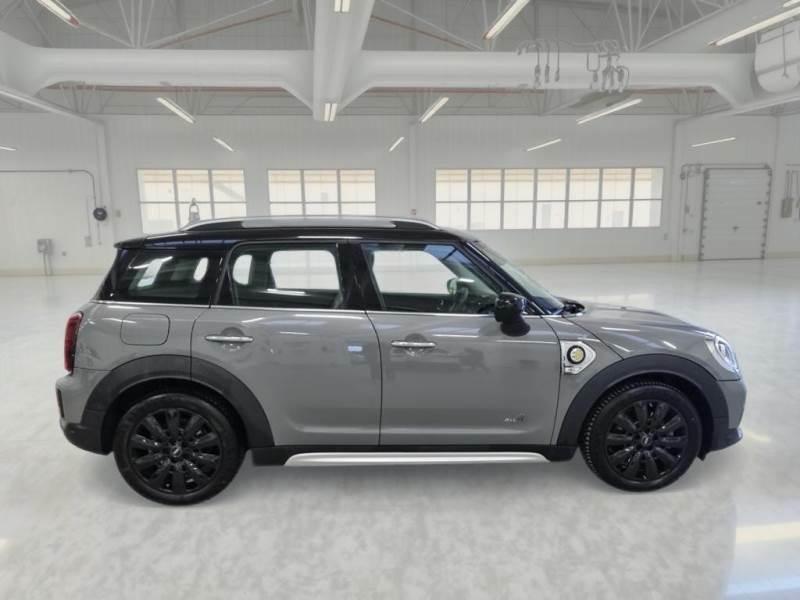 MINI COOPER SE COUNTRYMAN ALL4 BUSINESS AUTOM.