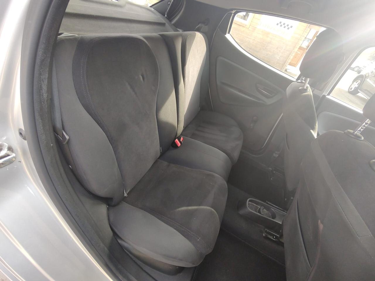 Lancia Ypsilon Elefantino 0.9 Eco Chic Twin air 80 cv Metano, OK NEOPATENTATI, GARANZIA L.12 MESI