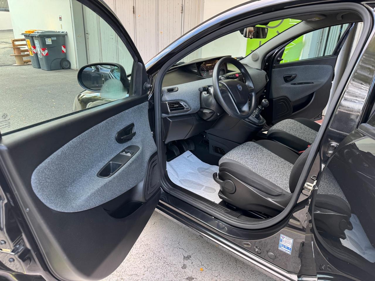 Lancia Ypsilon 1.0 HYBRID Silver GARANZIA 24 MESI