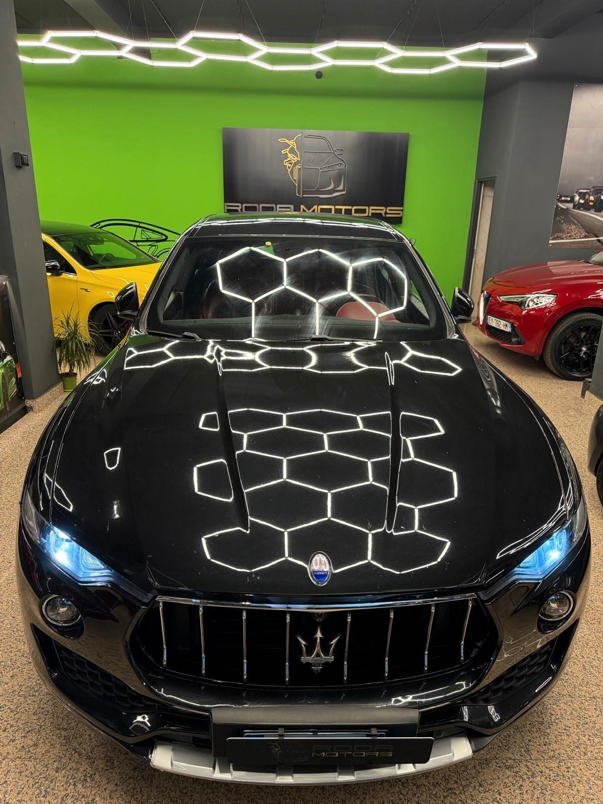 Maserati Levante V6 Diesel 275 CV AWD