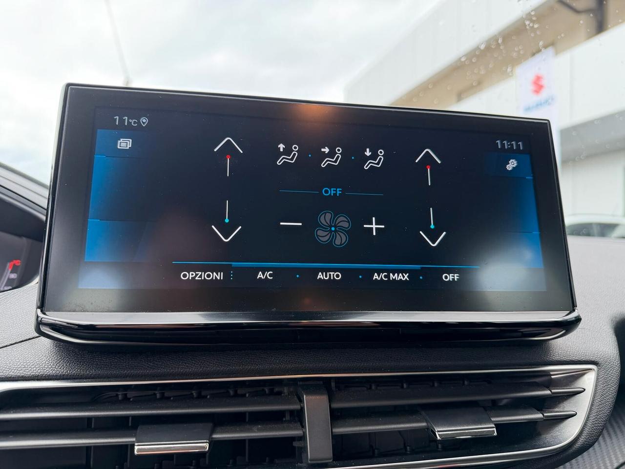 Peugeot 3008 BlueHDi 130 S&S EAT8 Allure