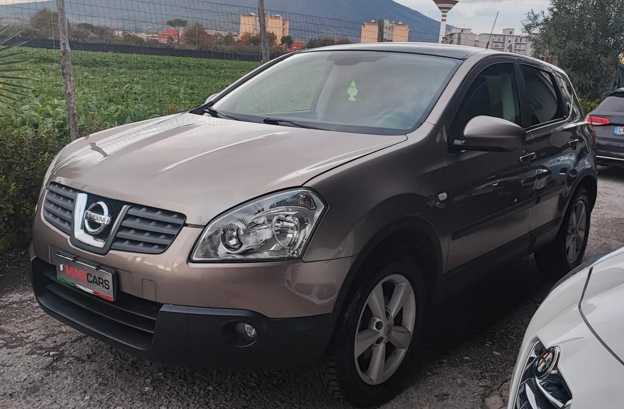 Nissan Qashqai GPL di serie tetto panoramico