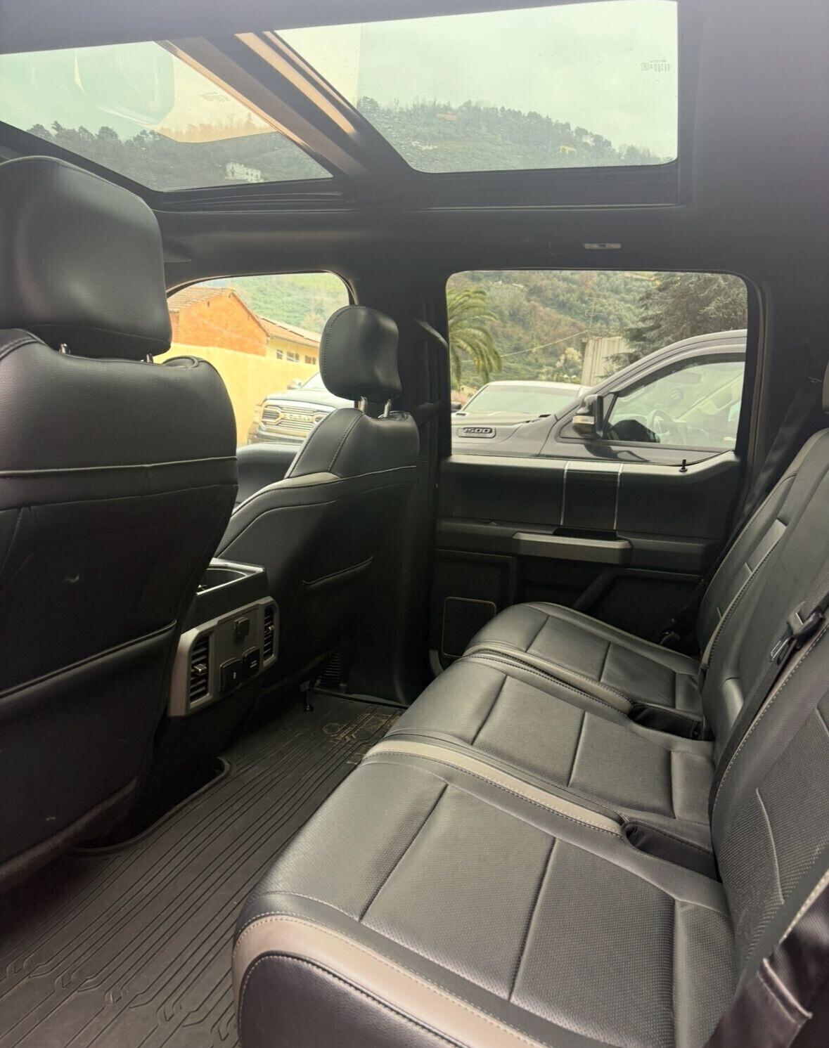 Ford F-150 Raptor SVT