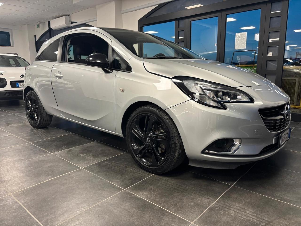 OPEL CORSA ANNO 2015 DS 1.3 MULTIJET ADATTA NEOPATENTATI KM 193 MILA