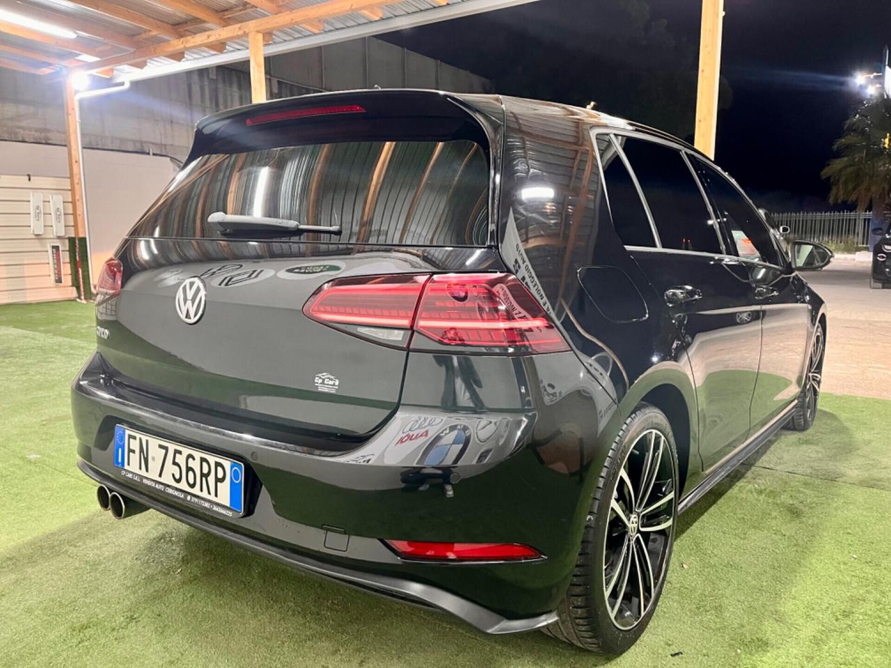 Volkswagen Golf GTD 2.0 TDI DSG 5p