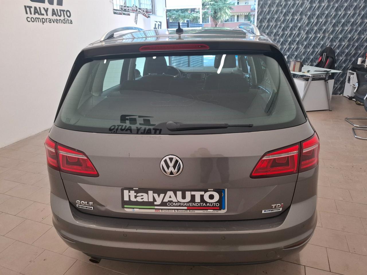 Volkswagen Golf Variant Sportsvan 1.6 TDI 110 CV DSG Executive BlueMotion Tech.