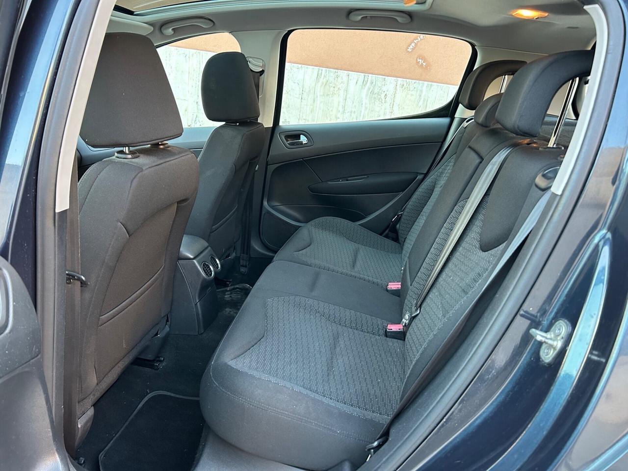 Peugeot 308 1.6 e-HDi allure tetto panoramico