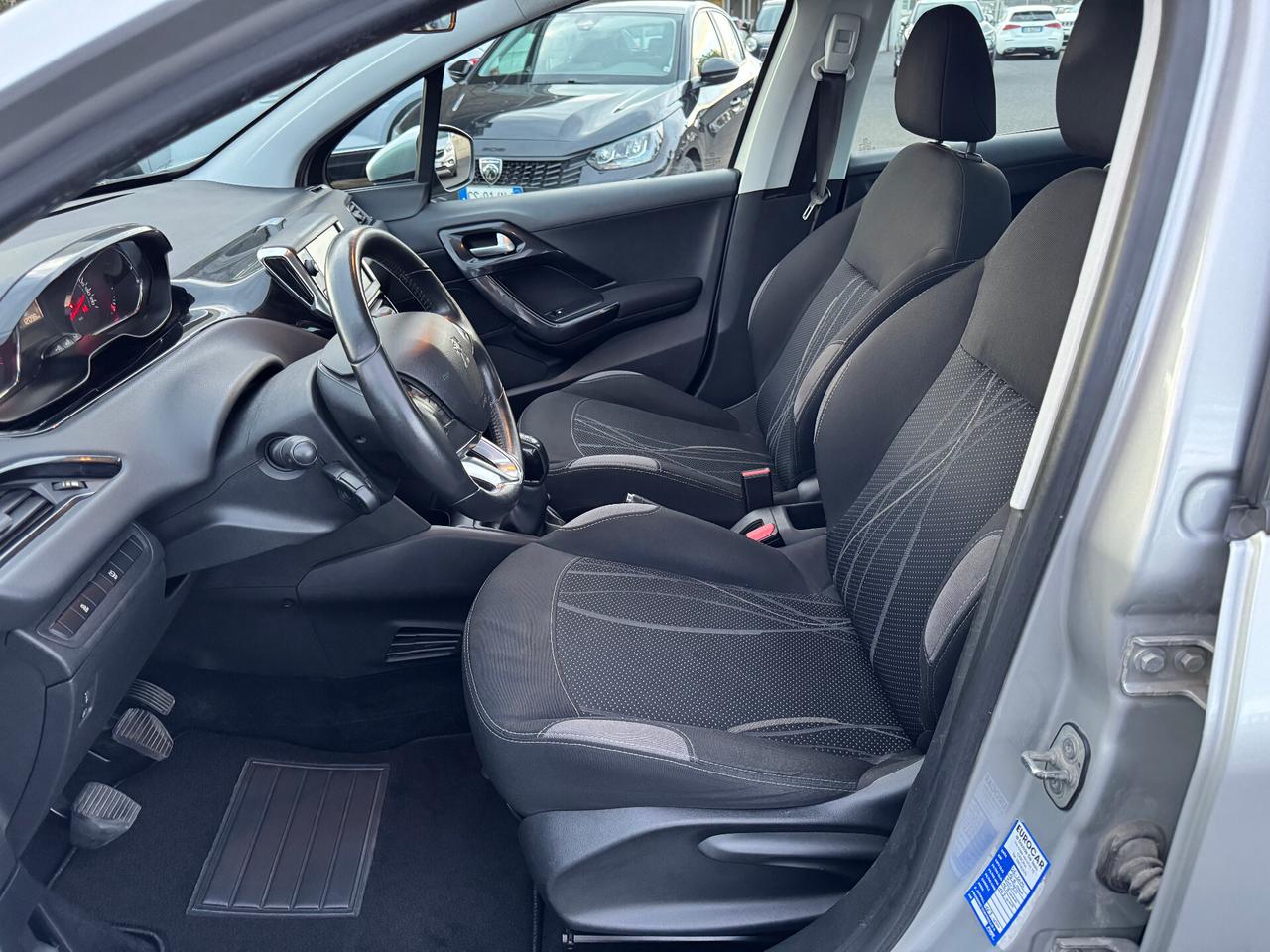 Peugeot 208 1.4 HDi 68 CV 5 porte Active