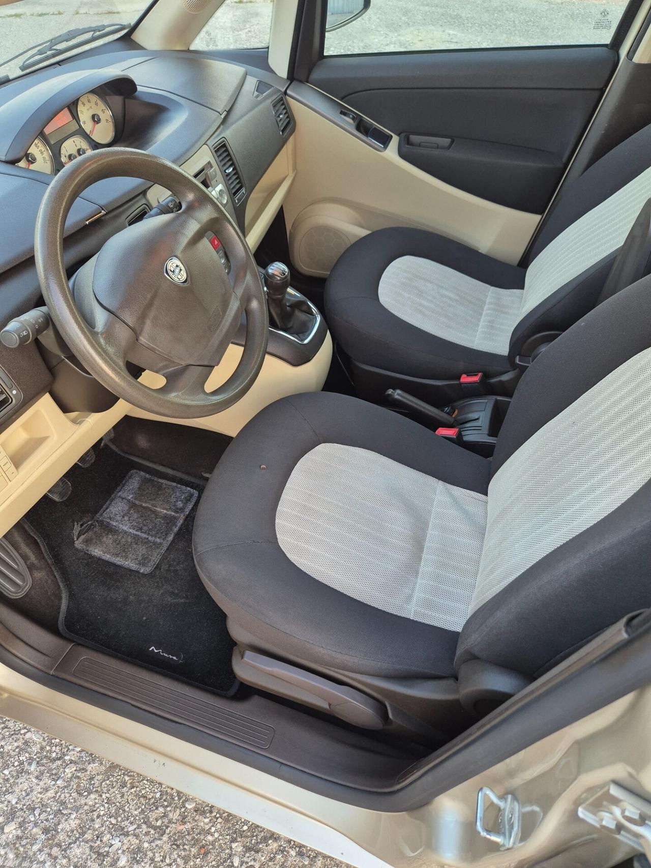 Lancia MUSA 1.3 Multijet 16V 90 CV Platino Plus