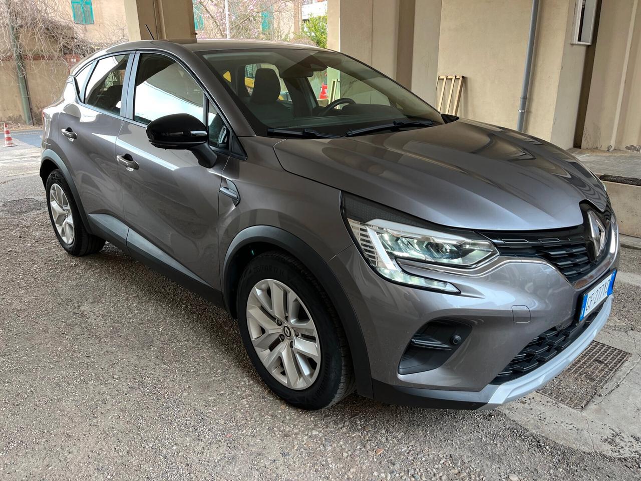 Renault Captur TCe 12V 90 CV Zen