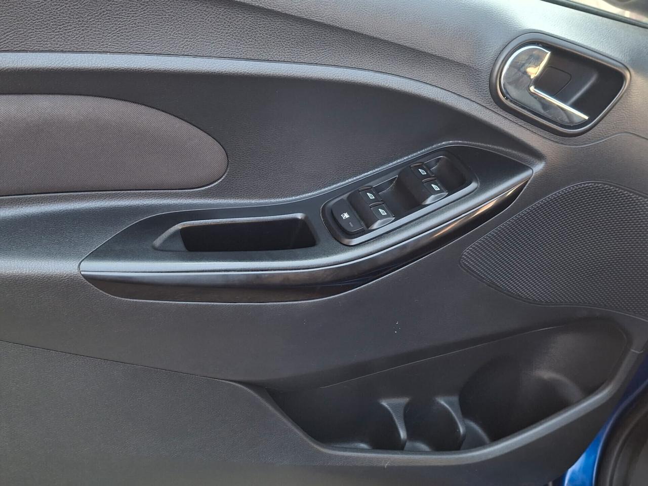 Ford Ka 1.2 Ti-VCT 85CV Ultimate KA PLUS 5 PORTI