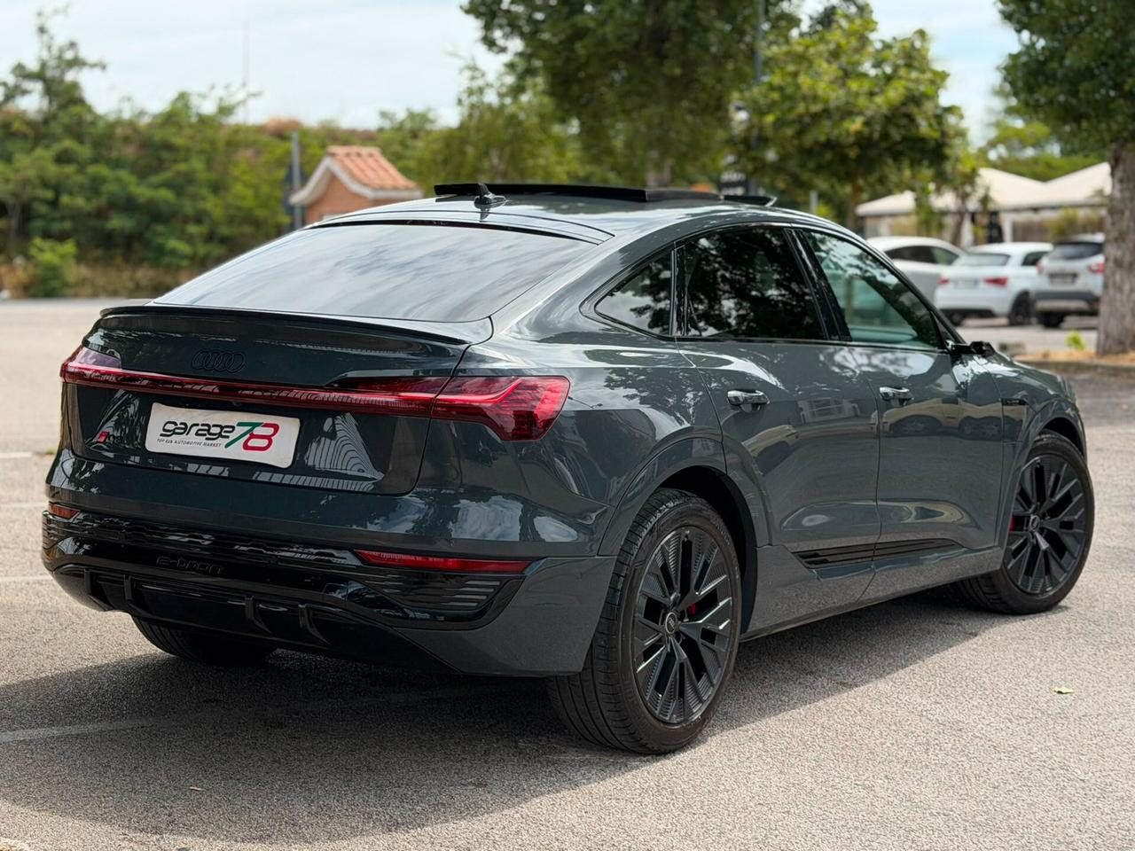 Audi Q8 e-tron 55 quattro S line edition