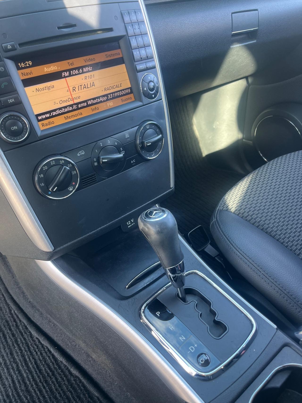 Mercedes-benz A 180 AUTOMATIC Special Edition