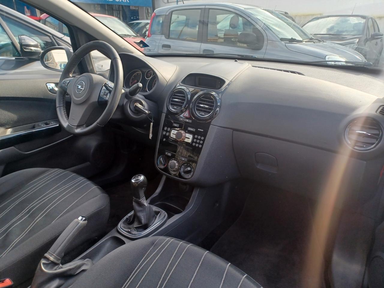 Opel Corsa 1.2 GPL-TECH Edition 111 Anniversario