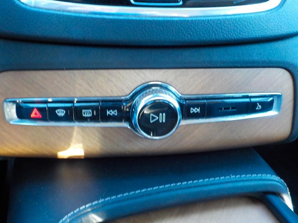 Volvo XC 90 B5 (d) AWD Geartronic 7 posti Inscription