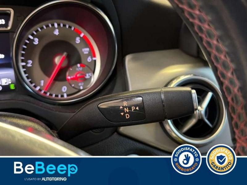 Mercedes-Benz GLA 200 D (CDI) PREMIUM 4MATIC AUTO