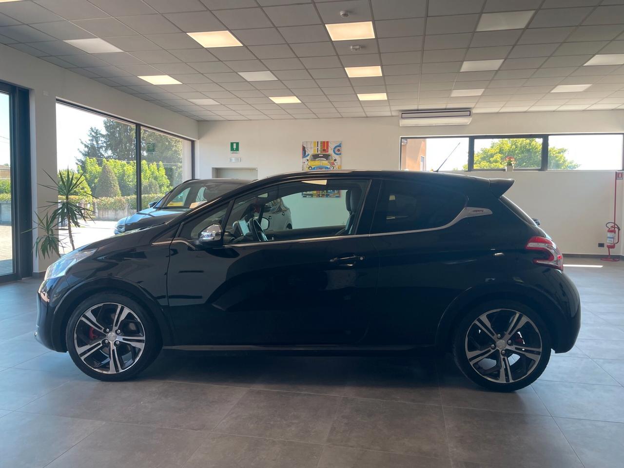 Peugeot 208 1.6 THP 200 CV 3 porte GTi