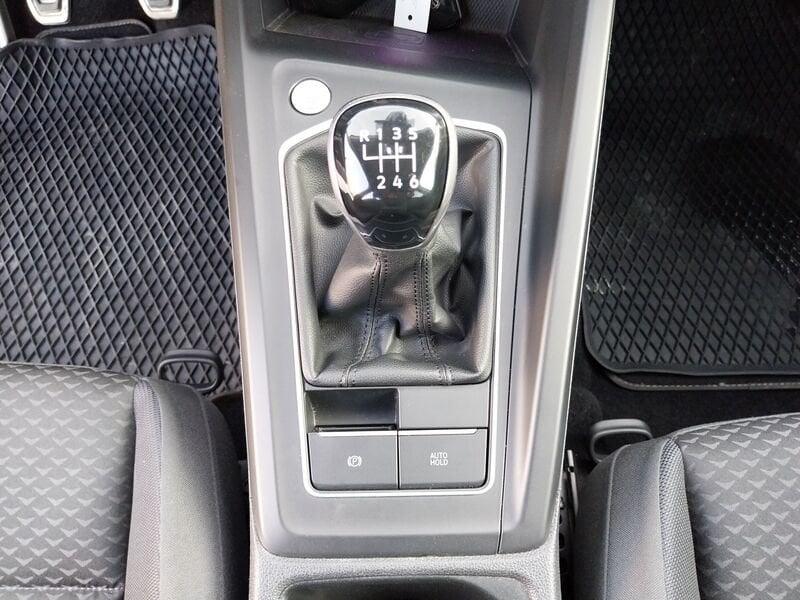 Volkswagen Golf Golf 1.0 tsi evo Life 110cv