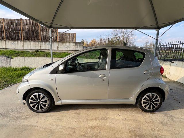 TOYOTA Aygo 1.0 12V VVT-i 5 porte OK NEOPATENTATI 5 PORTE