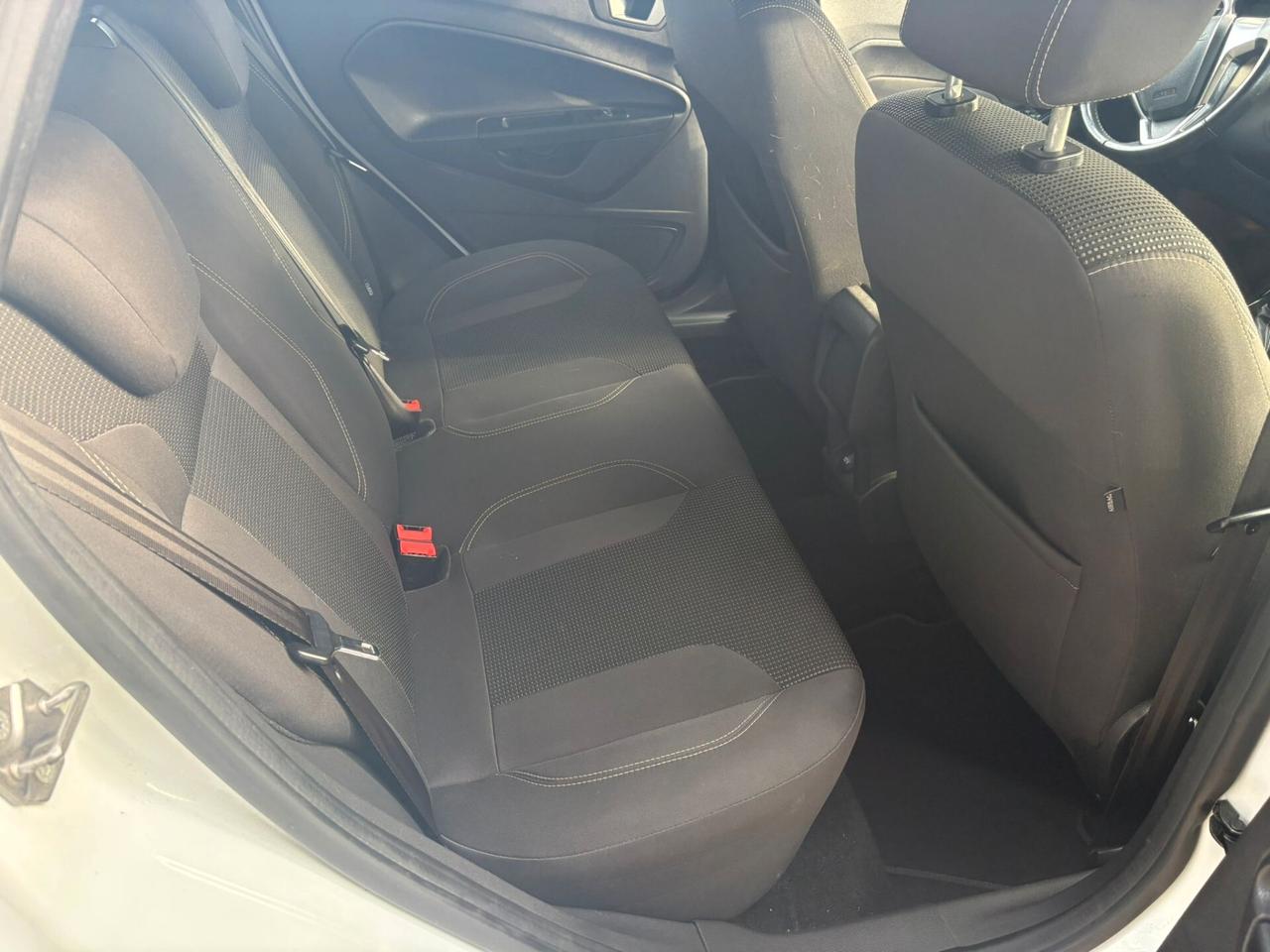 FORD FIESTA 1.2 Titanium - 2016