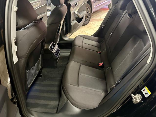AUDI A6 Avant 40 2.0 TDI quattro SPORT UNIPRO