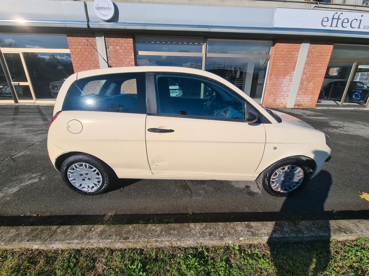 Lancia Y 1.2i cat LS