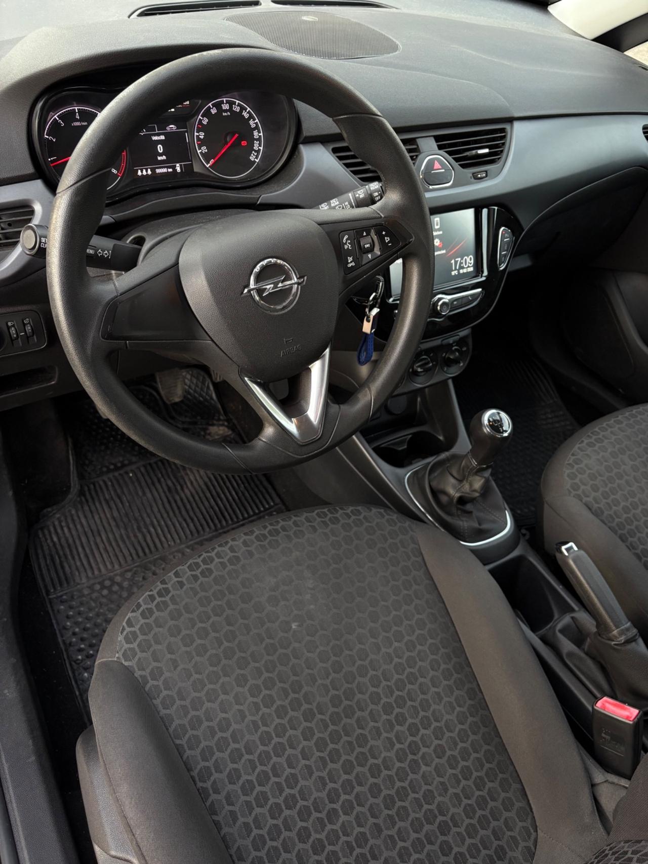 Opel Corsa 1.4 5 porte Innovation