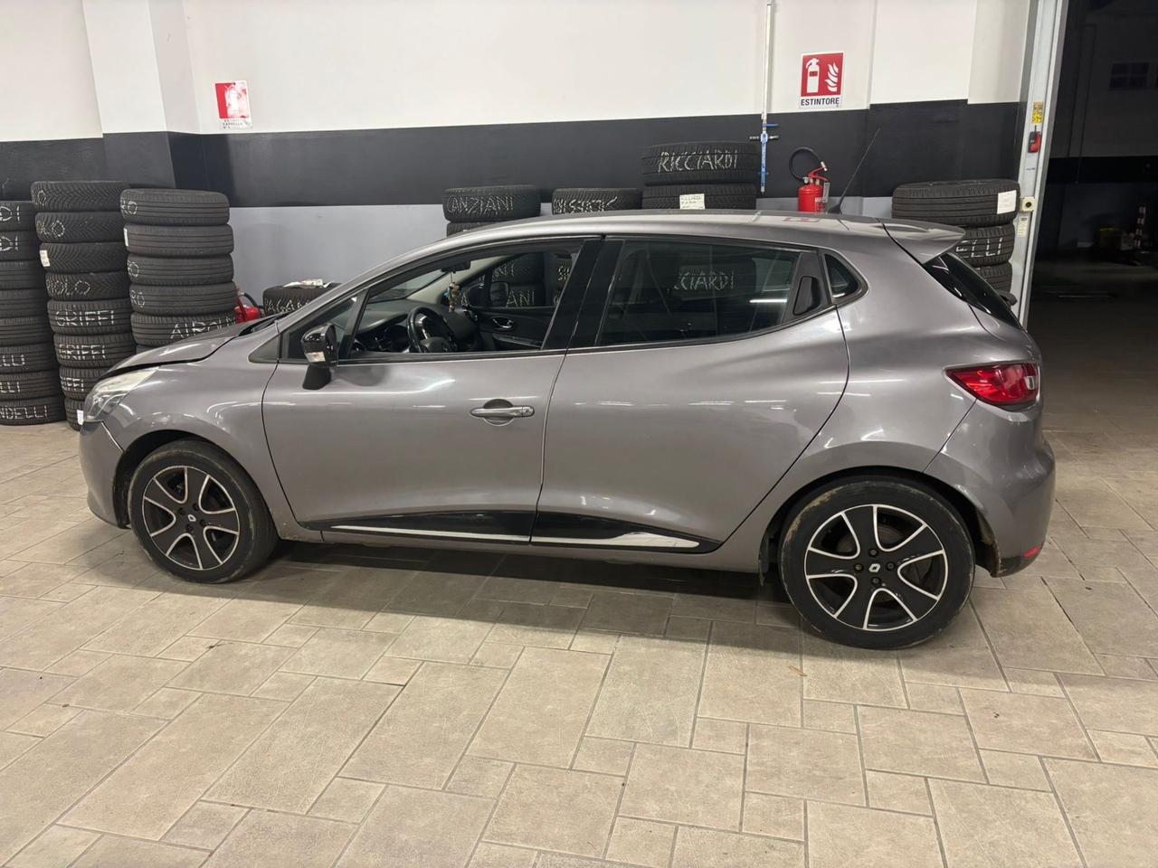 Renault Clio 1.5 dCi 8V 75CV 5 portE