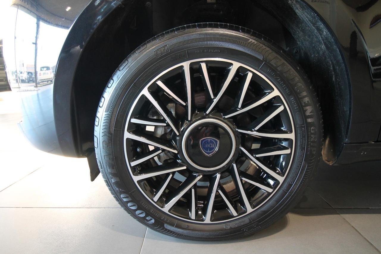 LANCIA YPSILON 1.0 70 CV HYBRID AZIENDALE