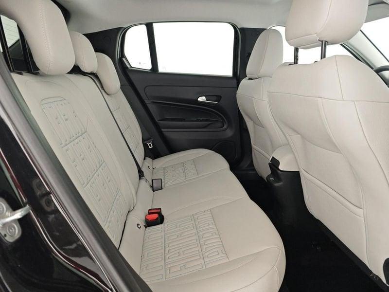 FIAT 600 Hybrid 110 CV DCT MHEV La Prima