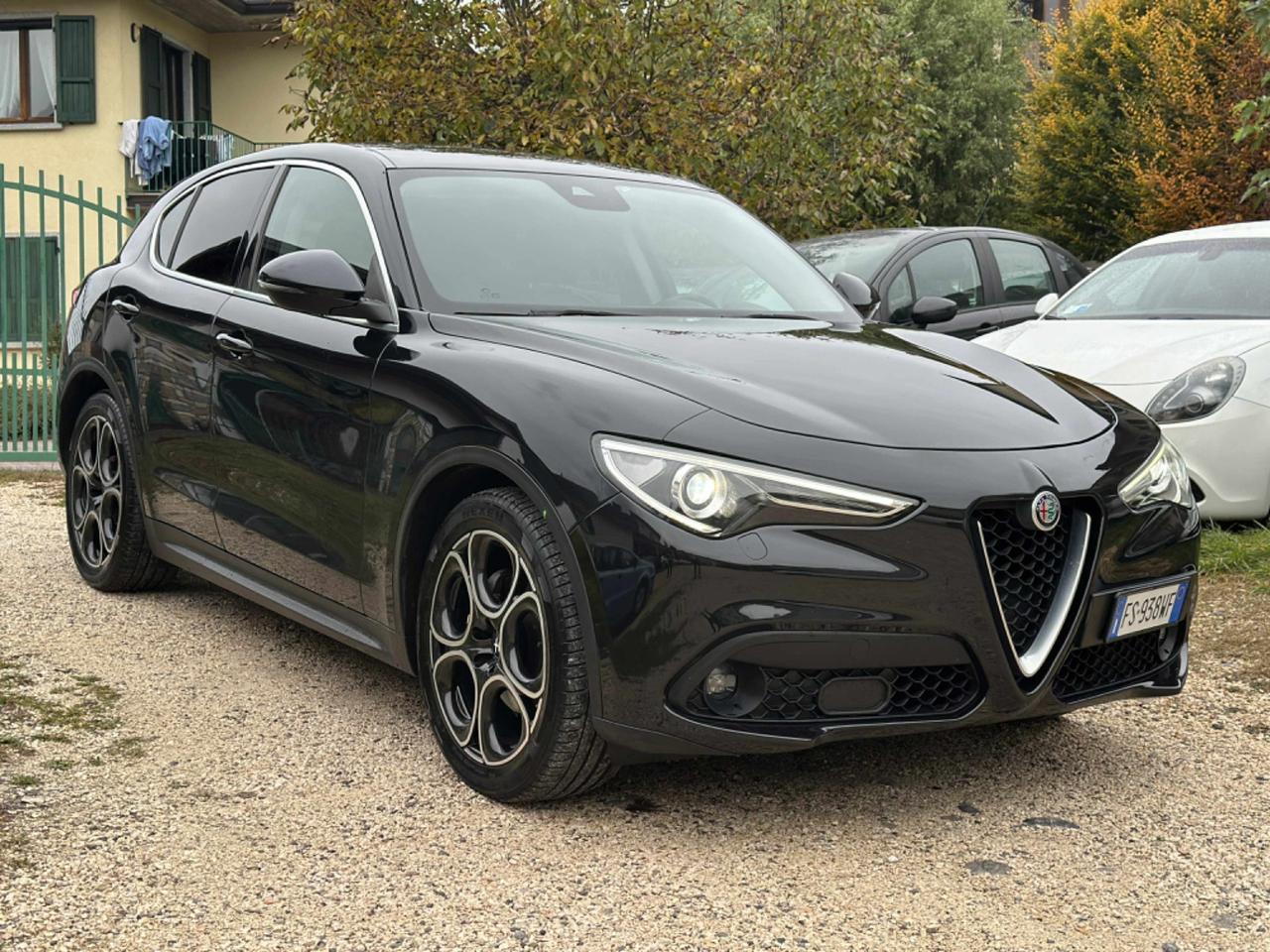 Alfa Romeo STELVIO 2.2d AT8 Q4 SUPER FULLOPT UNICOPR