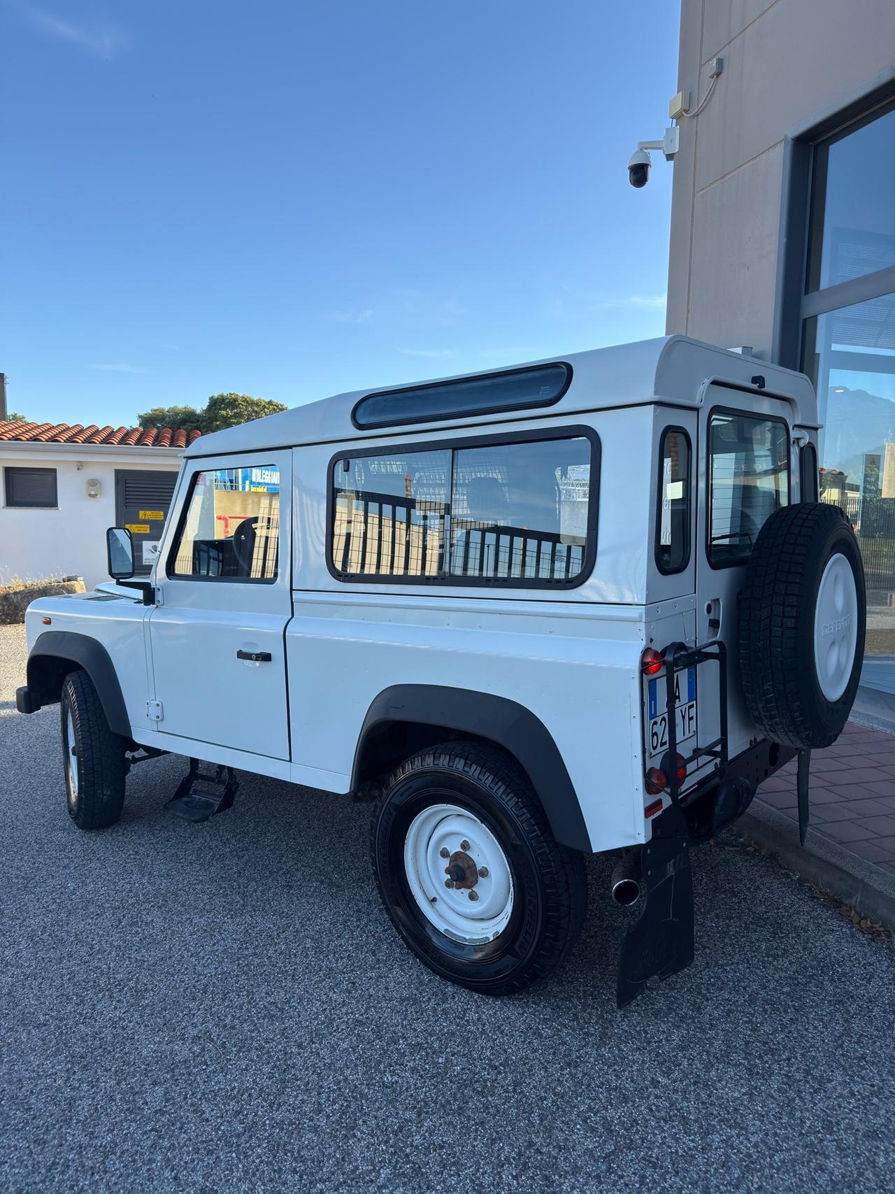 Land Rover Defender 90 2.5 Td5 my06"