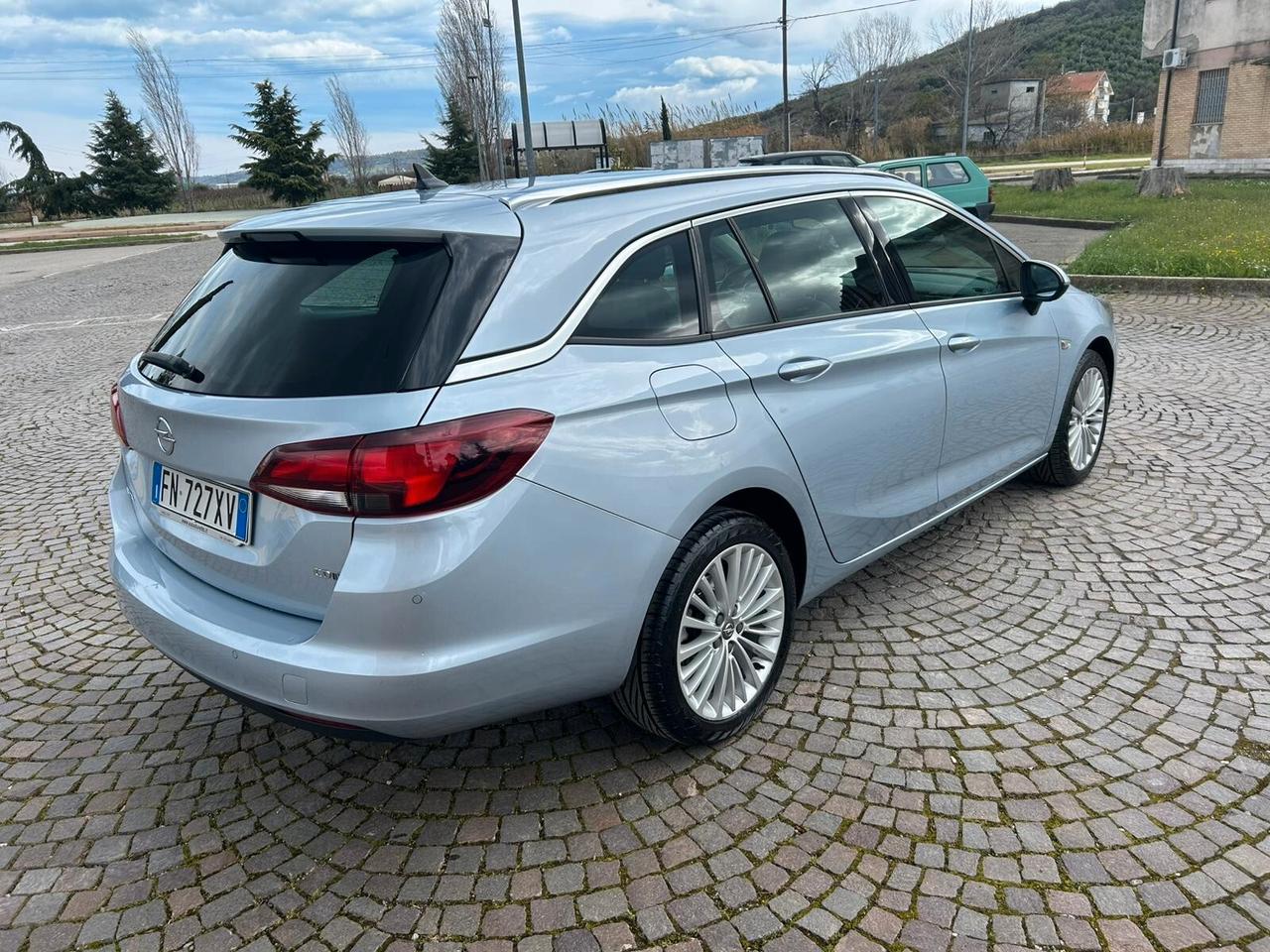Opel Astra 1.6 CDTi 110CV Station Wagon