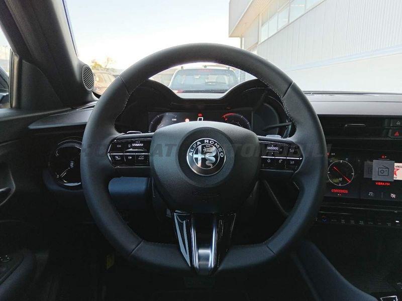 Alfa Romeo Junior Junior 1.2 ibrida 136cv edct6