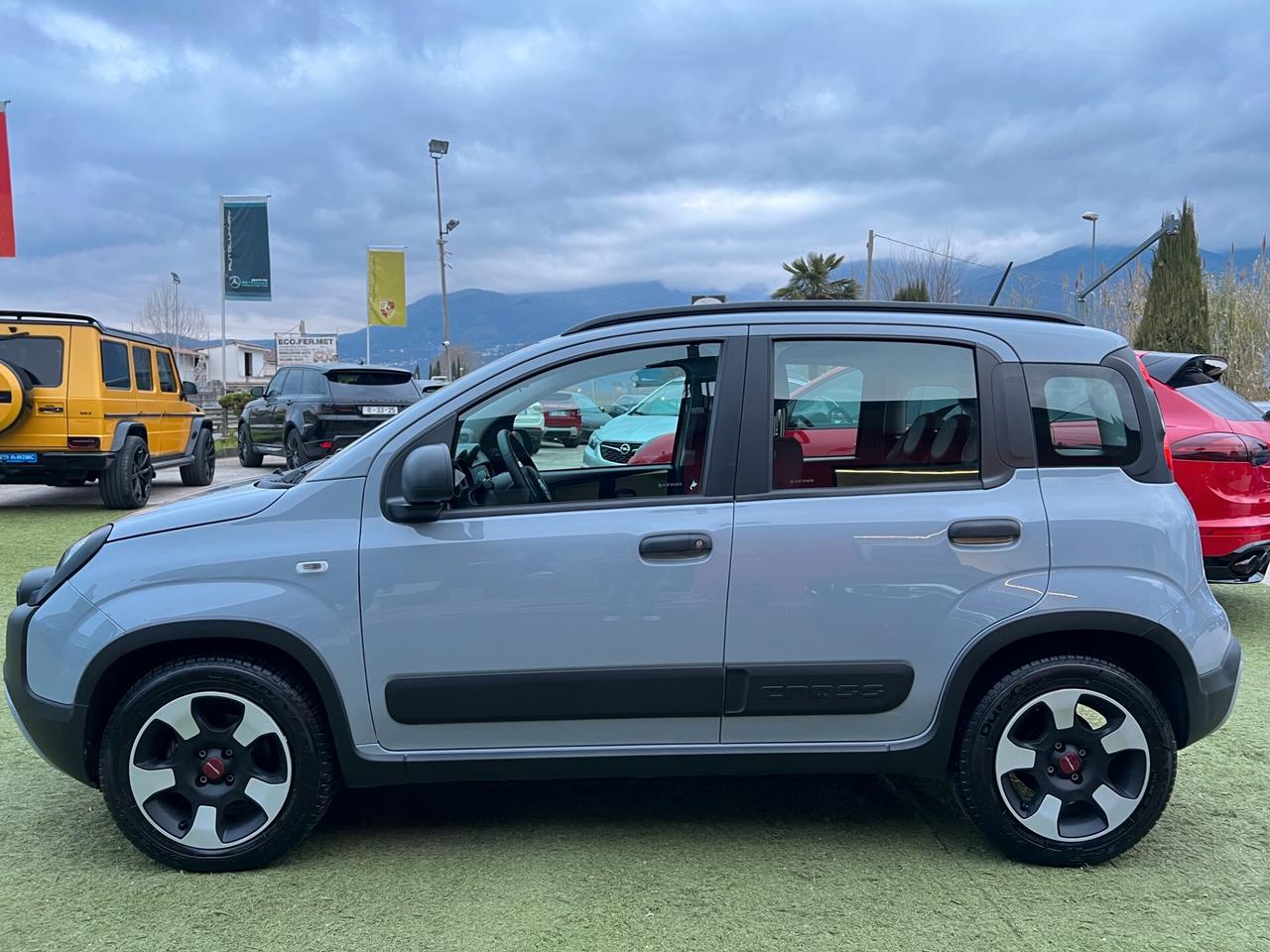 Fiat Panda 1.0 MILD HYBRID Hybrid City Cross/ LED/FENDINEBBIA/USB/CITY/UCONNECT