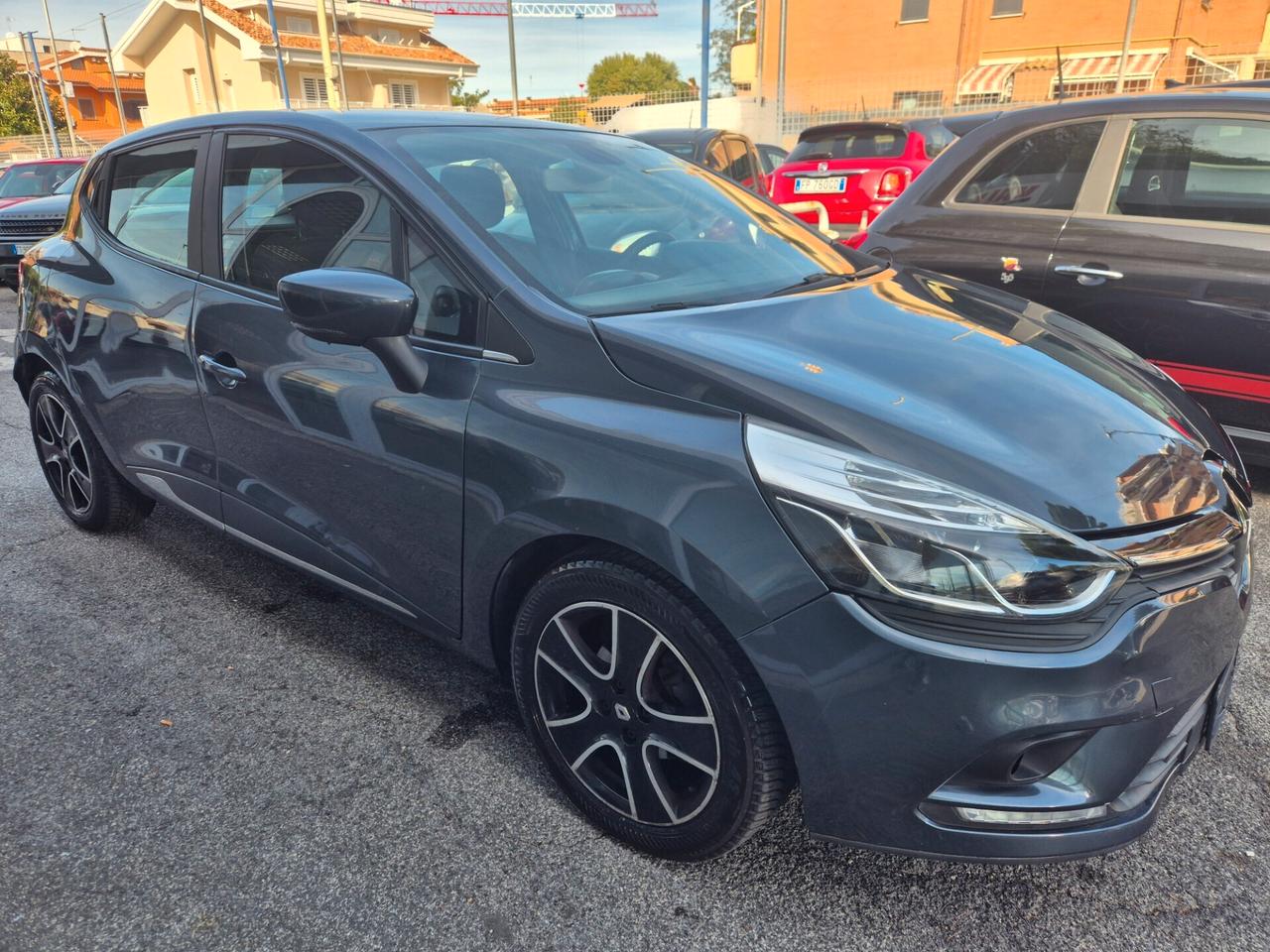 Renault Clio dCi 8V 75 CV 5 porte Duel2