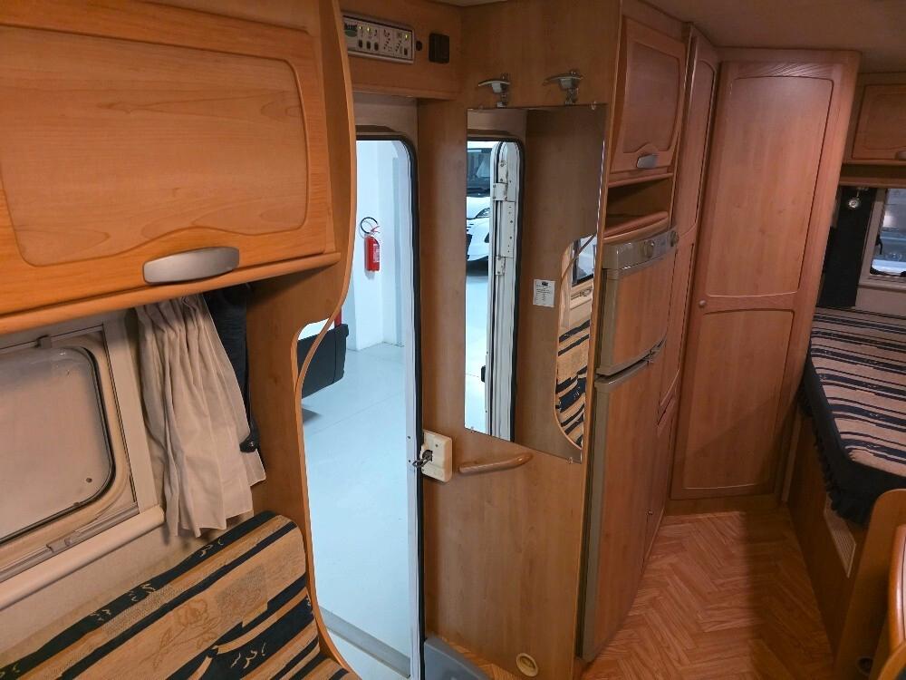 CAMPER MCLOUIS GLEN 363