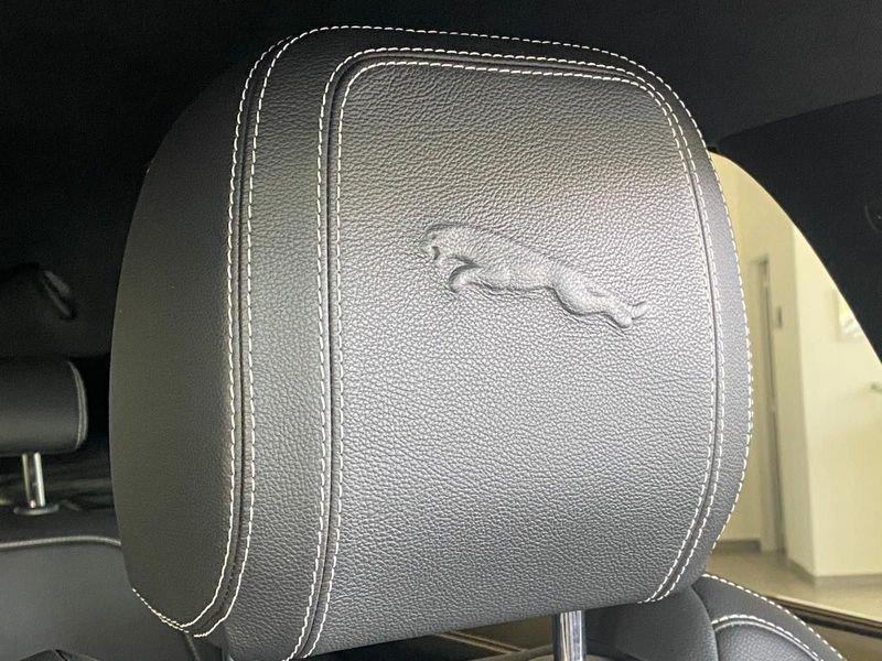 Jaguar F-Pace F Pace R Dynamic Auto - IVA Esposta