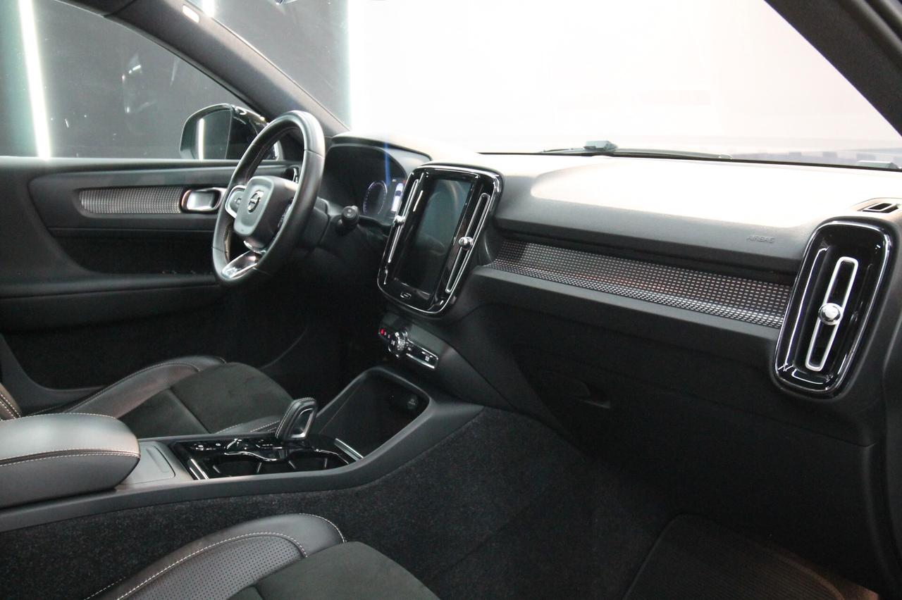 VOLVO XC40 D3 GEARTRONIC R-DESIGN 2.0 150 CV