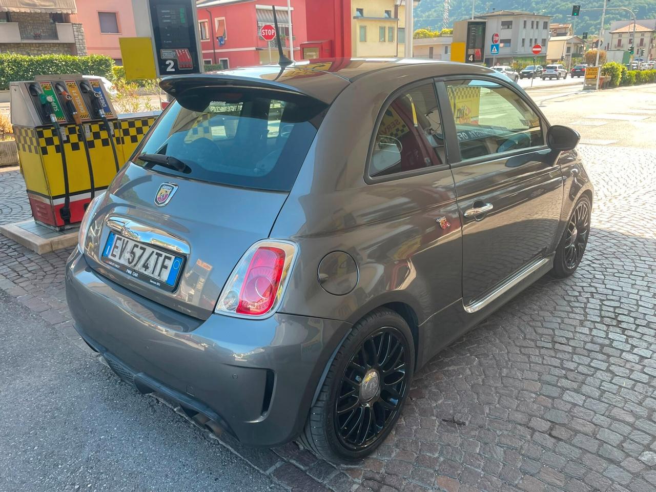 Abarth 500 1.4 Turbo T-Jet Custom