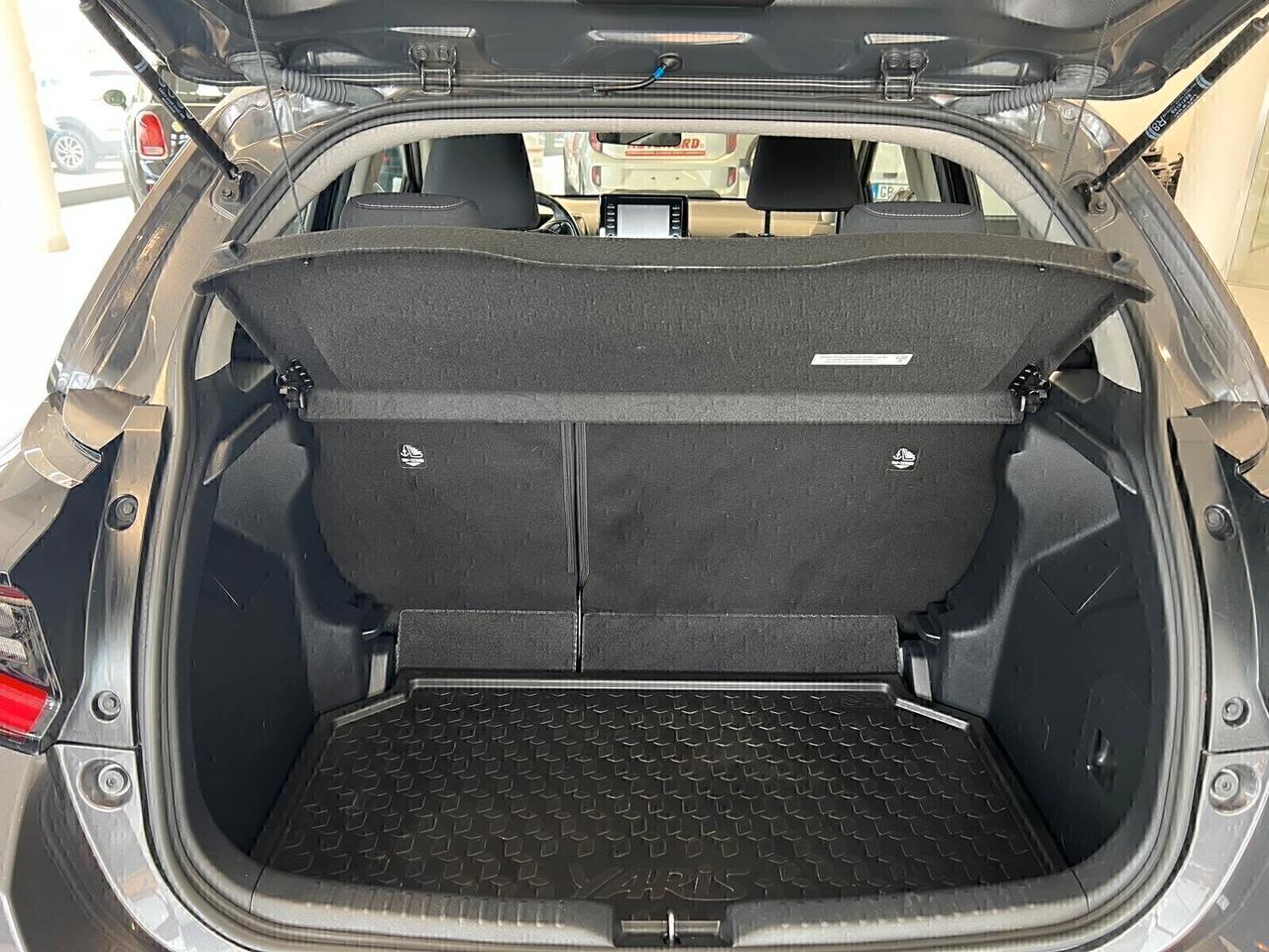 Toyota Yaris 1.5 Hybrid 5 porte Trend