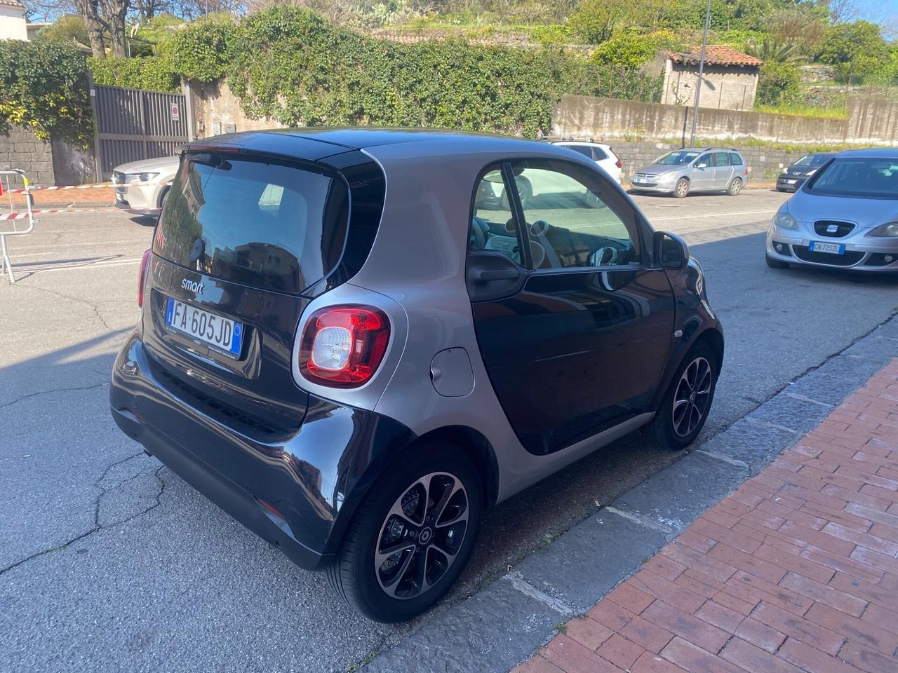 Smart ForTwo 70 1.0 twinamic Passion 2015