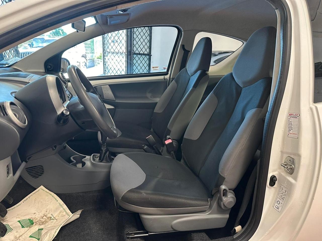 Peugeot 107 1.0 68CV 3p. Sweet Years